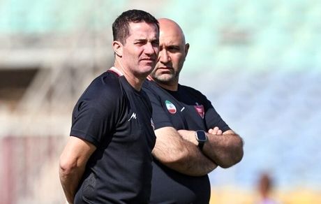 اردوی خارجی پرسپولیس منتظر نظر اوسمار