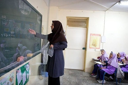 حاجی میرزایی: مشکلی برای تأمین نیروی انسانی در سال تحصیلی جدید نداریم