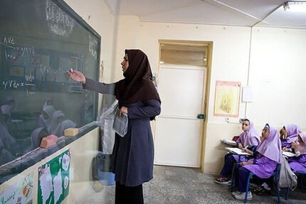 حاجی میرزایی: مشکلی برای تأمین نیروی انسانی در سال تحصیلی جدید نداریم