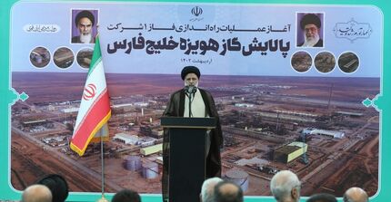 رفع مشکلات کشور در گرو کار جهادی است