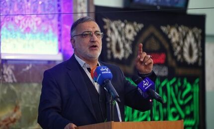 زاکانی در تجمع مردمی عزاداران فاطمی: مسئولین کشور مکلف به کوشش و تلاش هستند/ باید بار اقتصادی را از روی دوش مردم برداشت