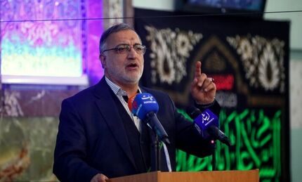 زاکانی در تجمع مردمی عزاداران فاطمی: مسئولین کشور مکلف به کوشش و تلاش هستند/ باید بار اقتصادی را از روی دوش مردم برداشت