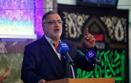 زاکانی در تجمع مردمی عزاداران فاطمی: مسئولین کشور مکلف به کوشش و تلاش هستند/ باید بار اقتصادی را از روی دوش مردم برداشت