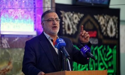 زاکانی در تجمع مردمی عزاداران فاطمی: مسئولین کشور مکلف به کوشش و تلاش هستند/ باید بار اقتصادی را از روی دوش مردم برداشت