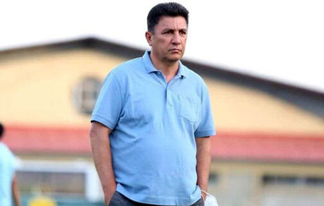 دفاع قلعه‌نوعی از رقم قرارداد بازیکنان: با ۲۰ میلیارد، خانه هم نمی‌توان خرید