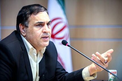 فروش ۲۰ هزار میلیاردی محصولات نانویی در سال گذشته/ارائه الگویی برای تربیت نیروی انسانی توانمند