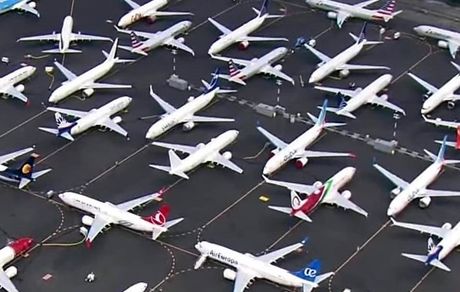 سقوط دو هواپیما، مدیرعامل بوئینگ را برکنار کرد