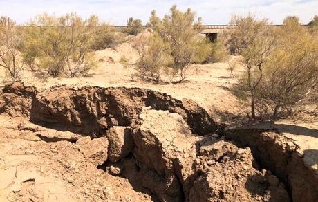 حتی "ف" فرونشست در مقررات ملی دیده نشده است