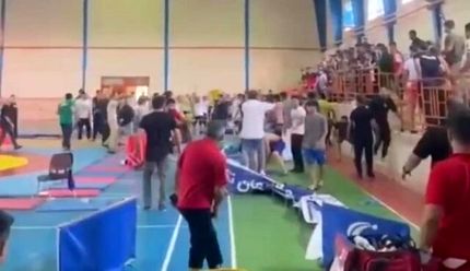 مجروح شدن چند نفر در رقابت‌های کشتی آزاد استان لرستان