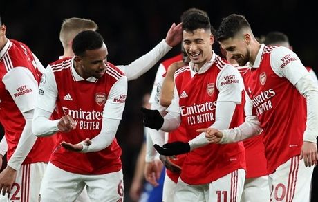 آرسنال جایگاهش را در صدر لیگ برتر تثبیت کرد