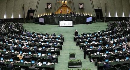 با موافقت مجلس، ایران ۵ میلیارد دلار از روسیه وام می‌گیرد
