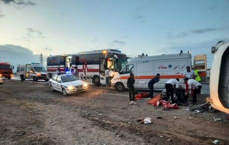 پنج کشته و زخمی در واژگونی وانت مزدا در محور مهاباد