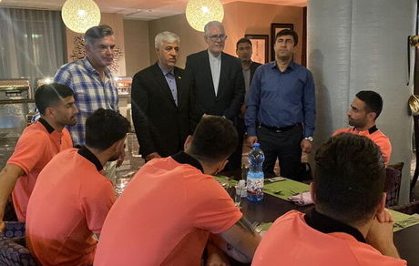 وزیر ورزش: همه امکانات برای موفقیت تیم ملی فراهم می‌شود