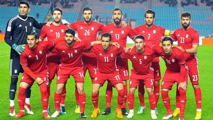 صدرنشینی پرسپولیس، سقوط استقلال و حمله طوفان زرد