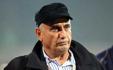 شرفی: باید تمام ثروت تاج را از او بگیرند/ قانون منع ورود بازیکن خارجی ایده کدام نابغه است؟!