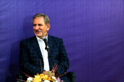 
جهانگیری: ایران سرافرازانه از مشکلات عبور می‌کند