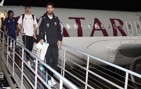 تیم ملی قطر برای نبرد با ایران وارد امارات شد