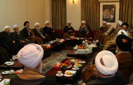 گزارش حدادعادل به اصولگرایان درباره ائتلاف/تلاش جامعه روحانیت برای ارائه فهرست انتخاباتی واحد