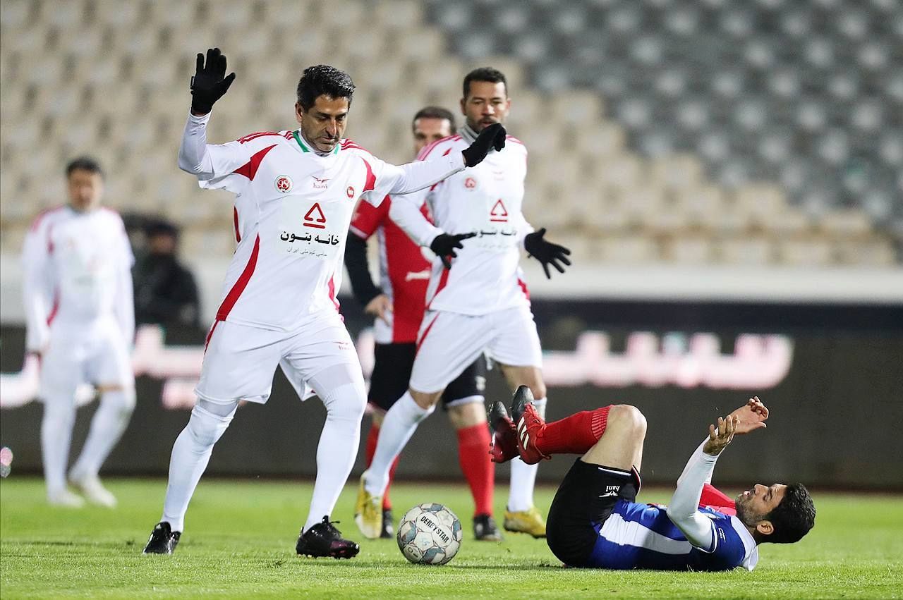 دیدار دوستانه منتخب ۹۸ و سرخابی‌ها 