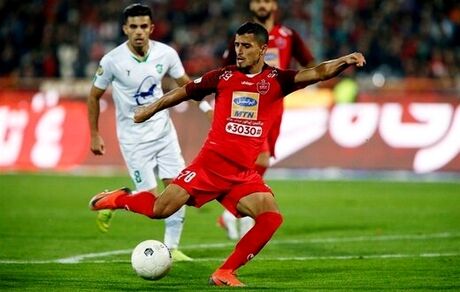 صفحه فارسی AFC تولد علی علیپور را تبریک گفت