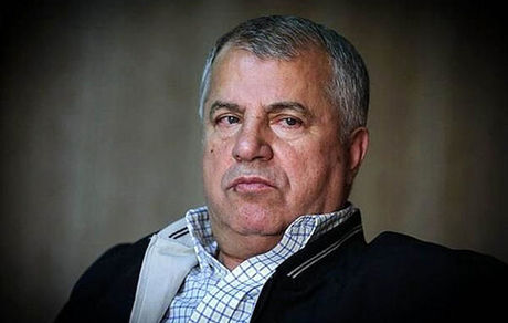 واکنش علی پروین به گرفتن حق میزبانی از فوتبال ایران/ عکس