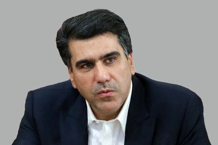 کنایه معزی به سکوت قالیباف دربرابر توهین نمایندگان به روحانی؛ حداقل در دشمنی جوانمرد باشید