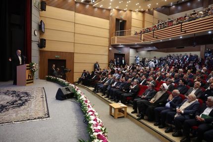 رئیس جمهور: نخبگان به میدان بیایند، دشمن هیچ غلطی نمی‌تواند بکند