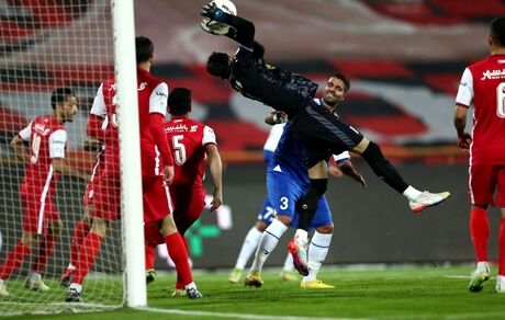 اعلام ترکیب استقلال و پرسپولیس برای دربی ۱۰۱