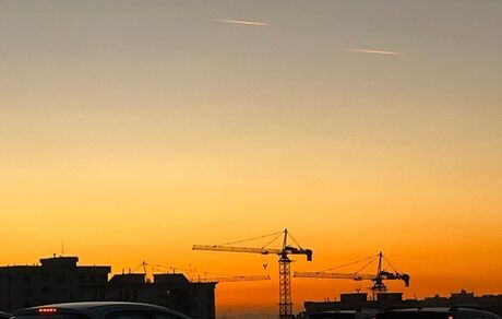 عبور اشیای ناشناس از آسمان تهران