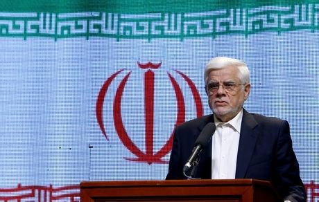 معاون اول رییس جمهور: وفاق ملی، راه نجات کشور است / باید همدیگر را به تحمل و وفاق دعوت کنیم