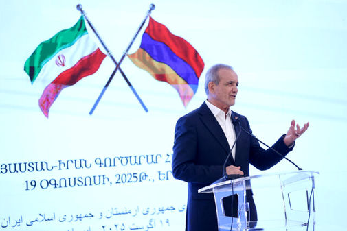 رئیس جمهور: ایران و ارمنستان بدنبال تبادلات تجاری میلیارد دلاری