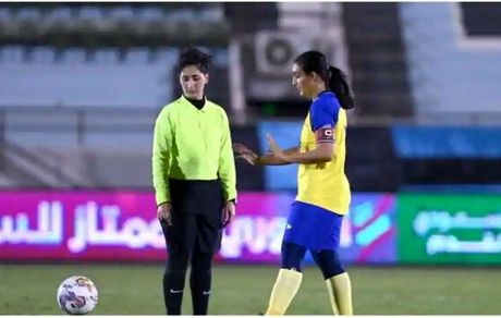 اولین داور زن عربستان سعودی به عضویت فیفا درآمد