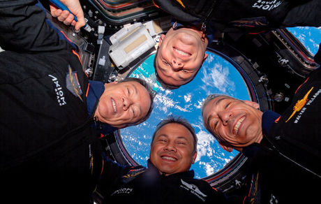 امکان بردن موبایل برای فضانوردان ممکن شد