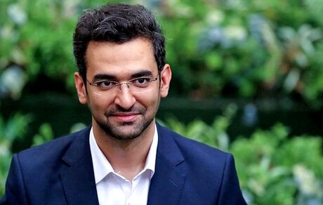آذری جهرمی: مردم نباید احساس کنند در فضای مجازی بی‌پناه هستند