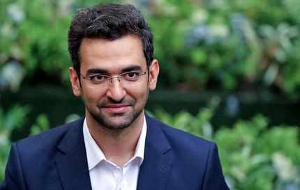 آذری جهرمی: مردم نباید احساس کنند در فضای مجازی بی‌پناه هستند