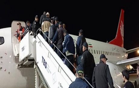 بازگشت  ۱۷ زندانی ایرانی از گرجستان به داخل کشور