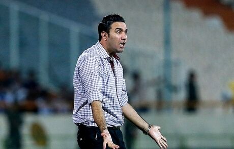باشگاه پرسپولیس از جواد نکونام شکایت می‌کند