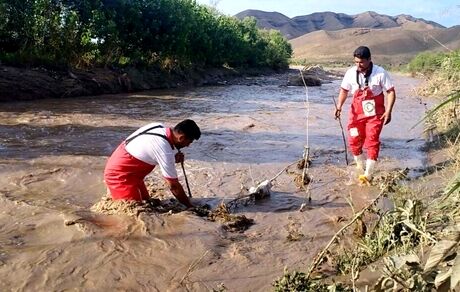مفقود شدن ۲ دختر نوجوان در سیلاب عنبرآباد