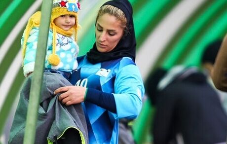قوانین جدید فیفا برای زنان فوتبالیست باردار