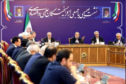 رئیس جمهور: همه مشکلات راه‌حل دارند آنها را بیان می‌کنم تا برای رفع آنها آگاهی و اراده ایجاد شود