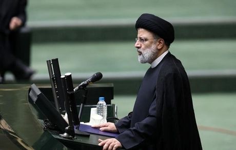 رئیس جمهور برای دفاع از کلیات بودجه، فردا به مجلس می‌رود