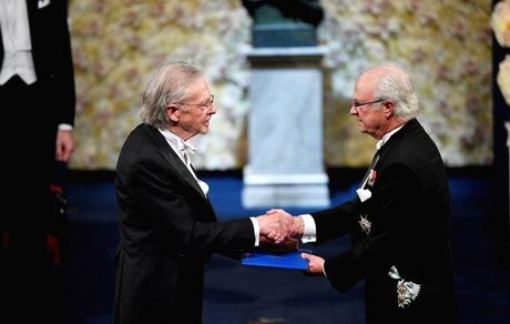 
جایزه جنجالی نوبل ادبیات ۲۰۱۹ اهدا شد
