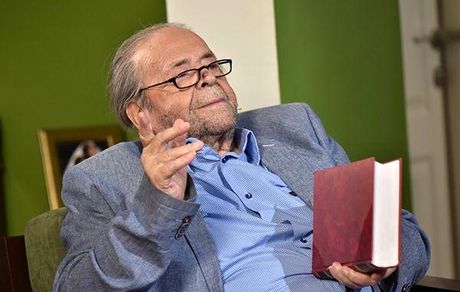 
«چهل تیکه» یلدا را با محمدعلی کشاورز سر می‌کند
