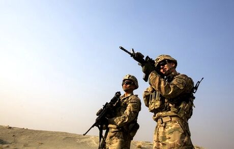قانونگذار عراقی: حمله اخیر آمریکا به الحشد الشعبی اشتباهی بزرگ بود
