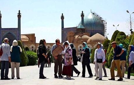 ورود گردشگران خارجی به کشور به  ۵.۴ میلیون رسید