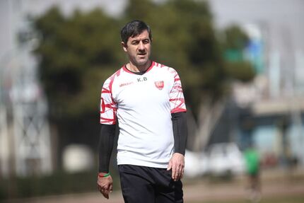 کریم باقری بدلیل کرونا، دربی را از دست داد