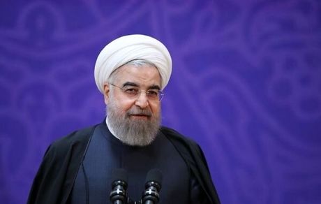 روحانی: همه وظیفه داریم مشکلات کشور را کاهش دهیم