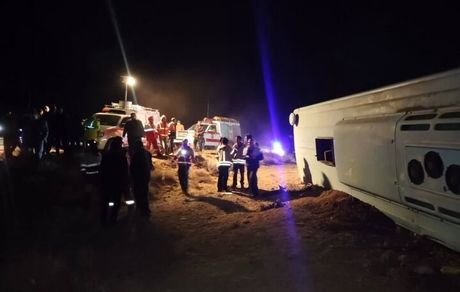 اعلام  اسامی فوتی‌های حادثه واژگونی اتوبوس دختران دانش آموز در کرمان