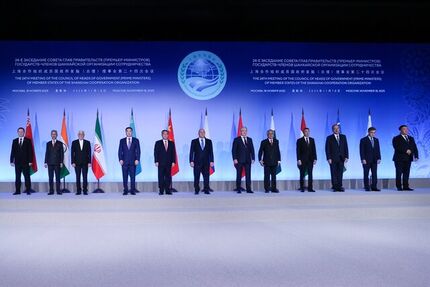 عارف: تفکرات خانواده شانگهای به ایران نزدیک است