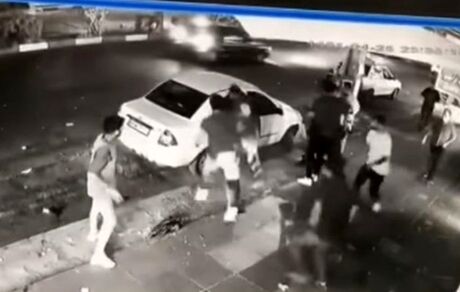 قهرمان بوکس با قمه و چاقو مورد حمله قرار گرفت / یک ضارب دستگیر شد